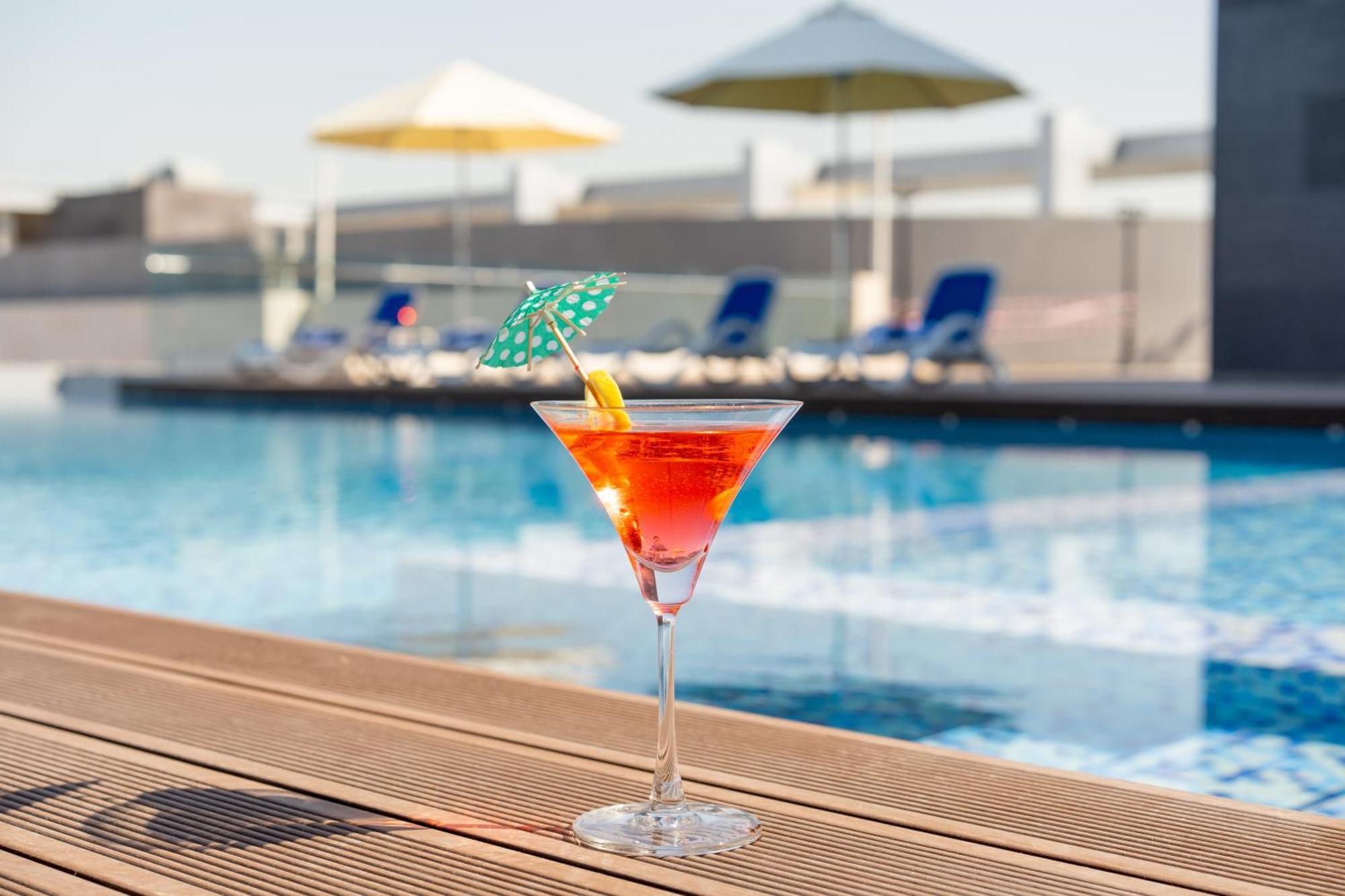 West Walk Retaj Hotel Al Rayyan Exterior foto